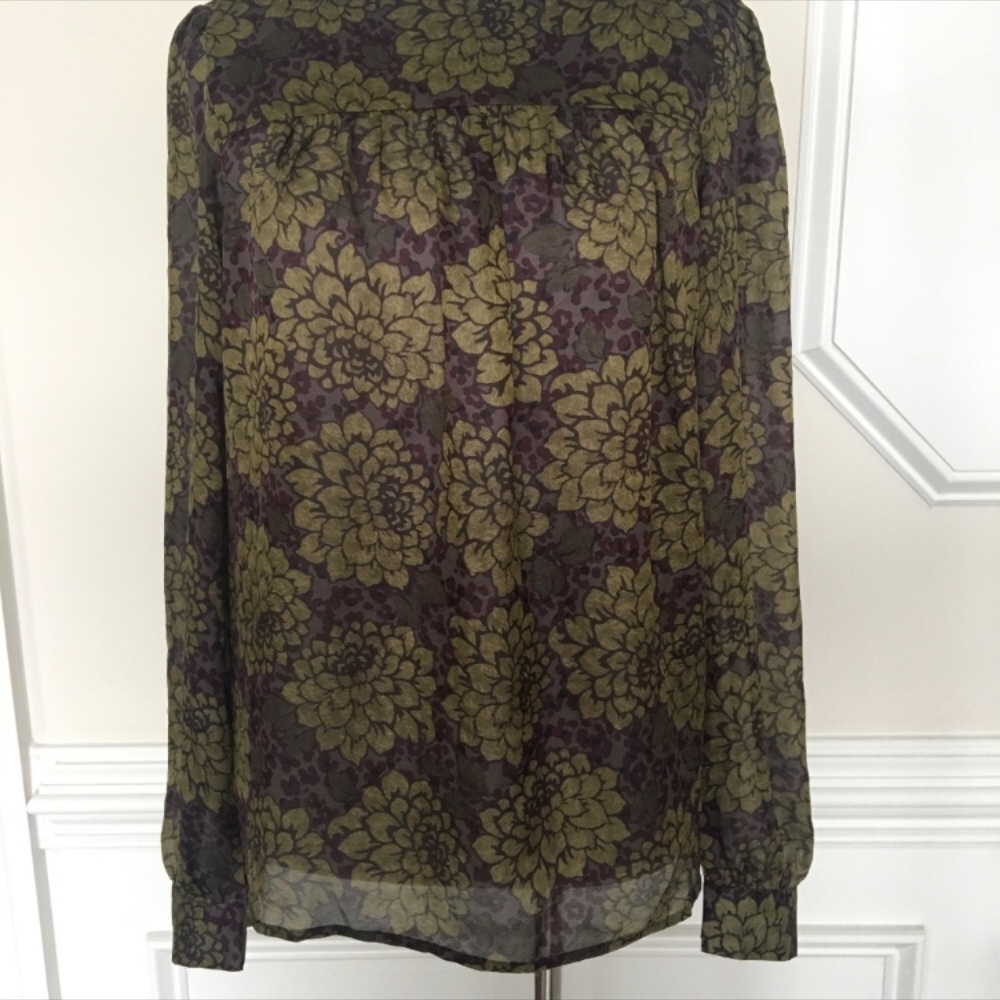 Loft Long sleeve blouse